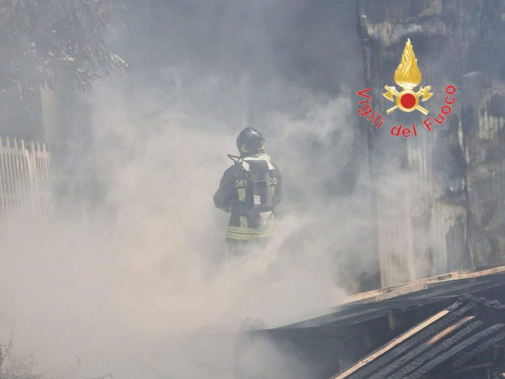 Incendio reggio calabria