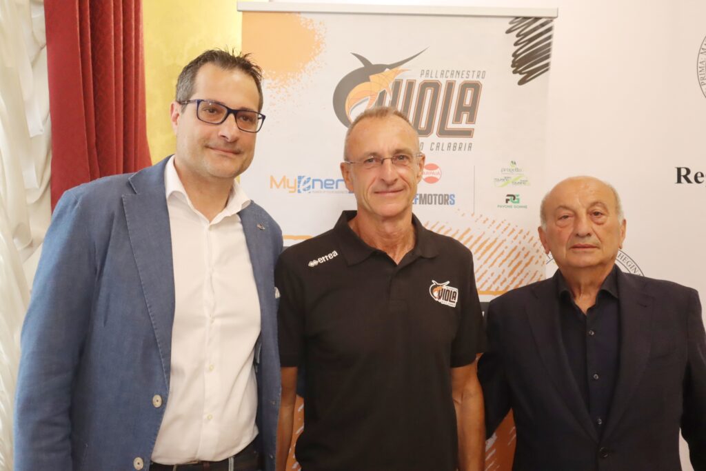 Presentazione coach Giulio Cade Myenergy Viola