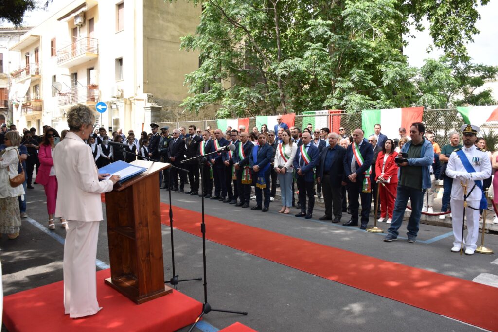 crotone festa repubblica