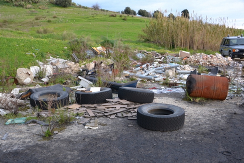 Una discarica abusiva a Catanzaro