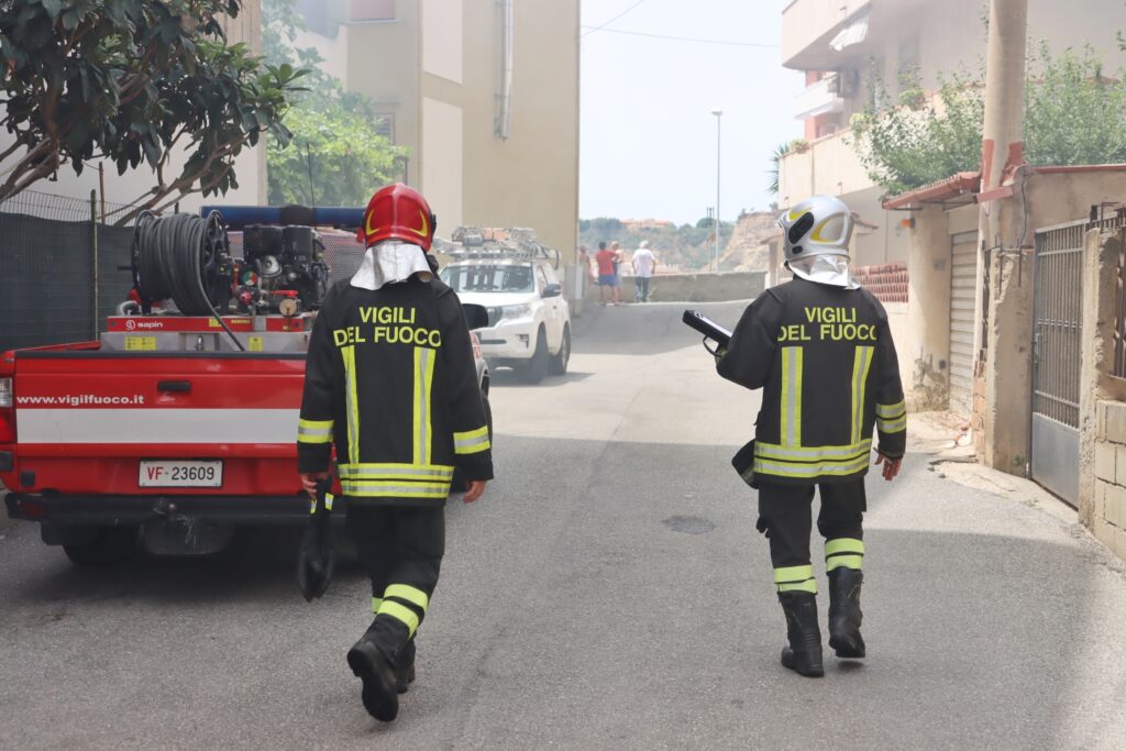 incendio spirito santo reggio