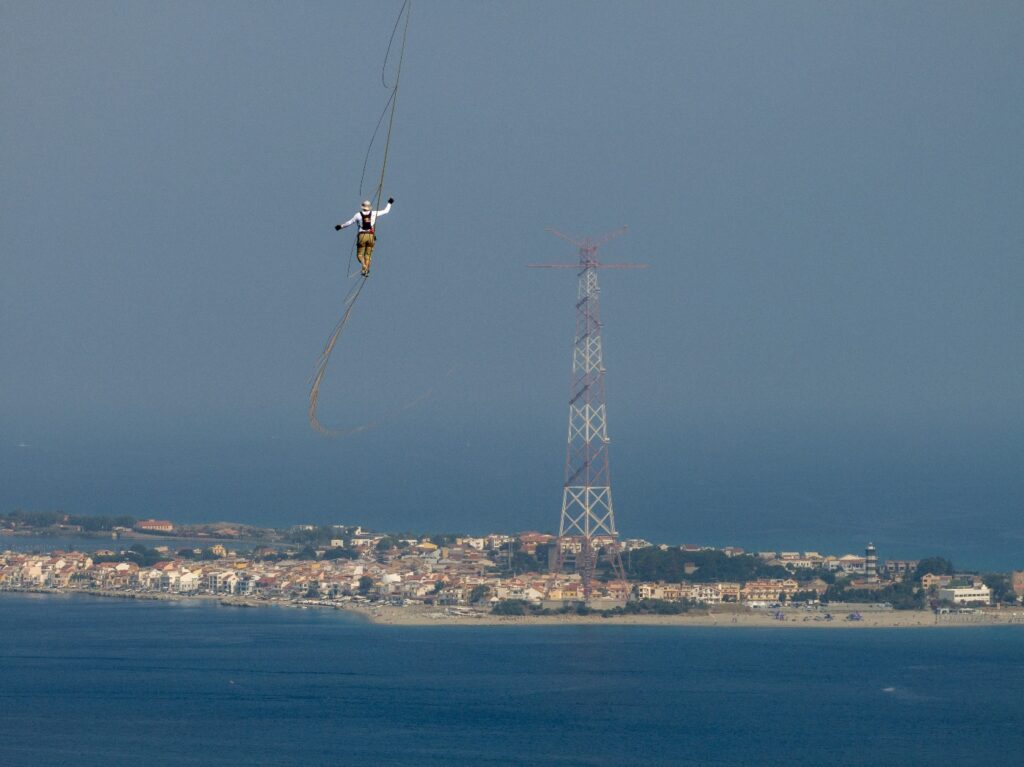 Jaan Roose traversata Stretto di Messina