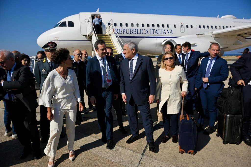 arrivo tajani aeroporto reggio calabria