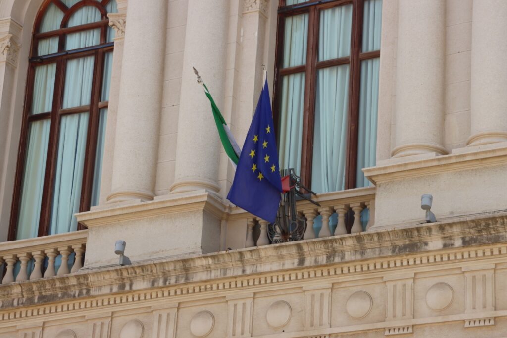 bandiere reggio calabria