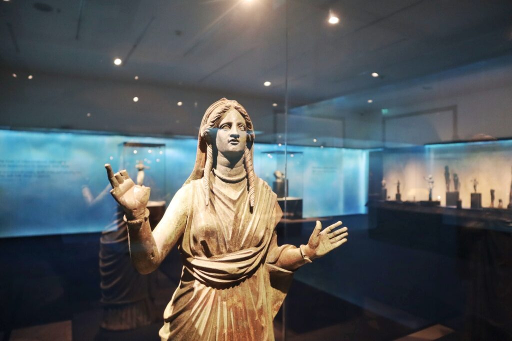 Bronzi San Casciano museo reggio calabria (1)