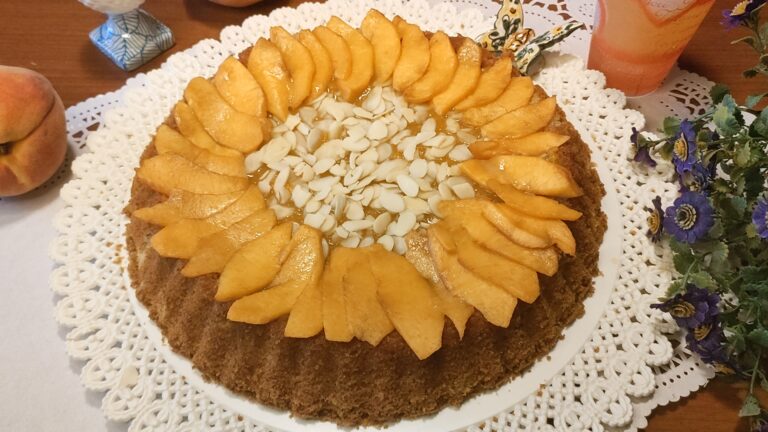 Crostata soffice di pesche