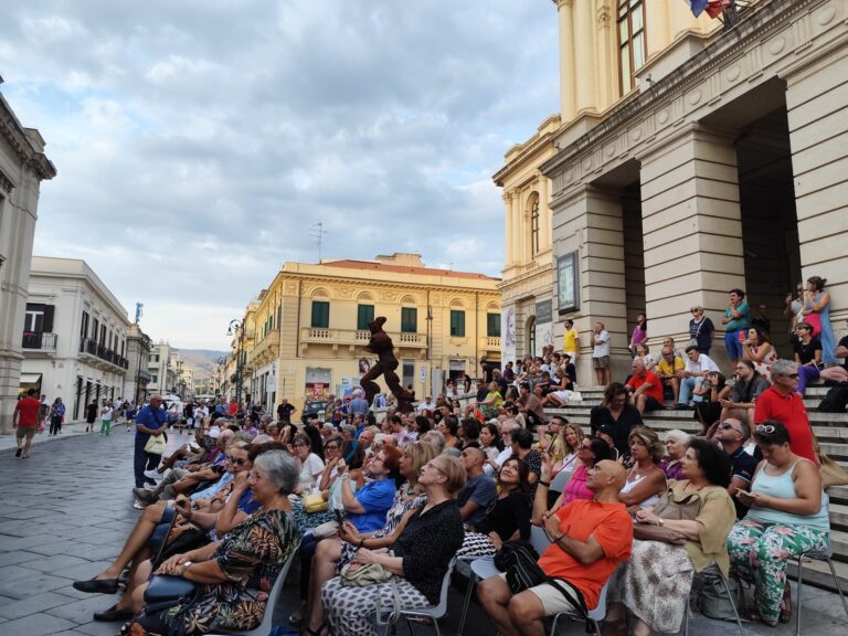 cilea dal balcone