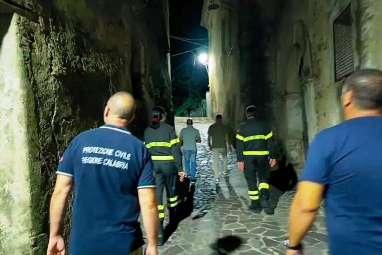 controlli dopo il terremoto in calabria