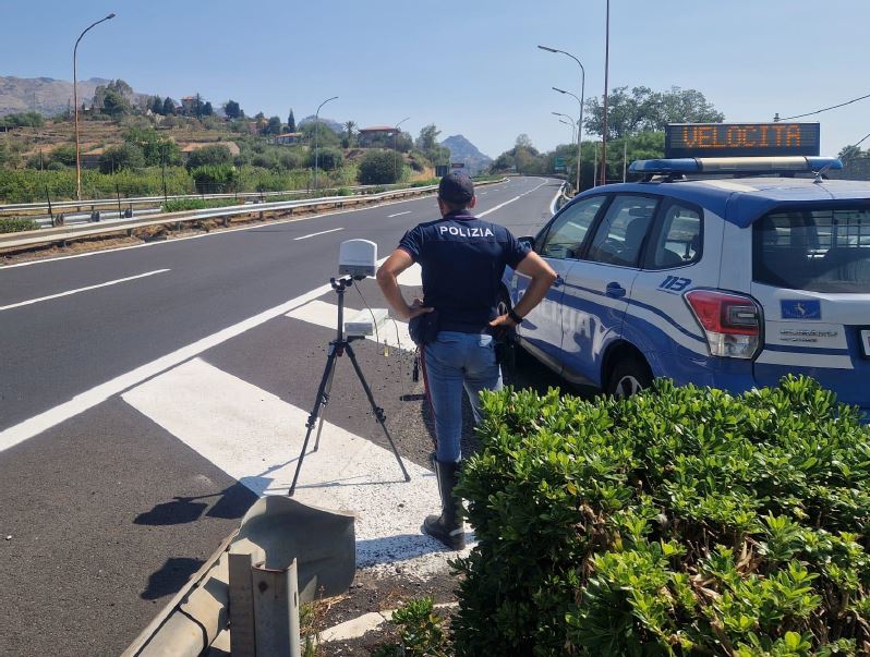 controlli polizia stradale autovelox