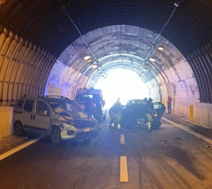 incidente galleria messina (2)