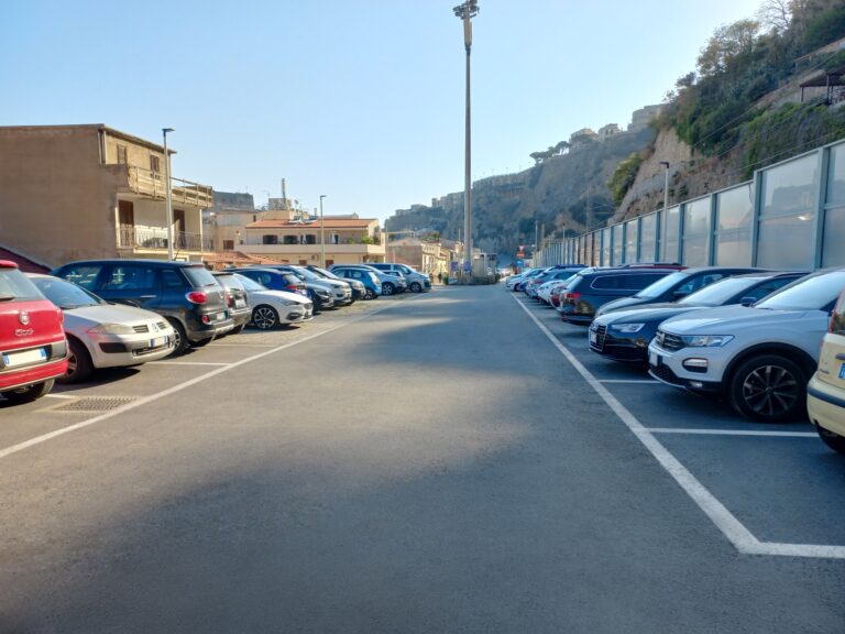 parcheggi scilla