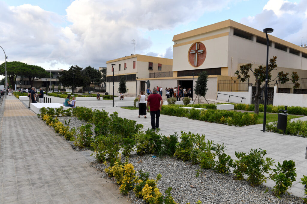 piazza al Divin Soccorso