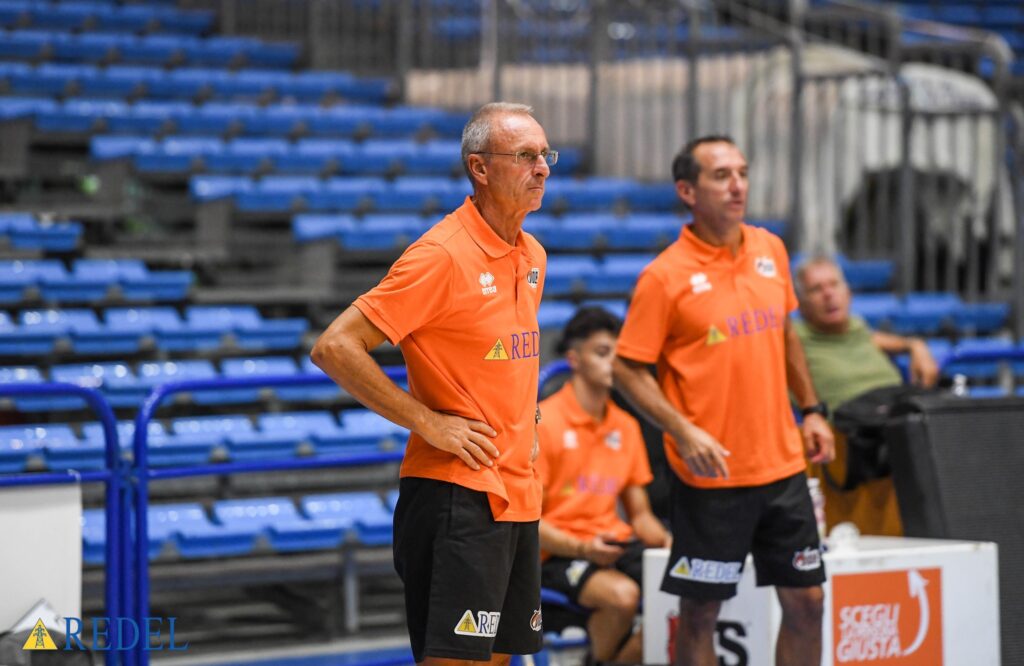 Coach Giulio Cadeo