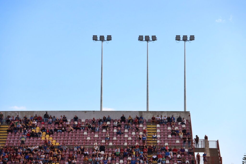 Fari dietro Curva Sud Granillo