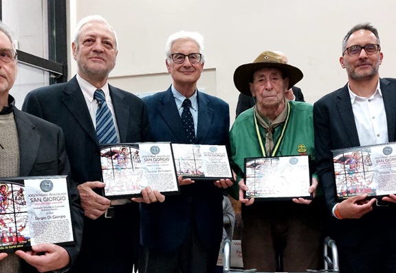 Oreste Serini con alcuni Premio Anassilaos 2024