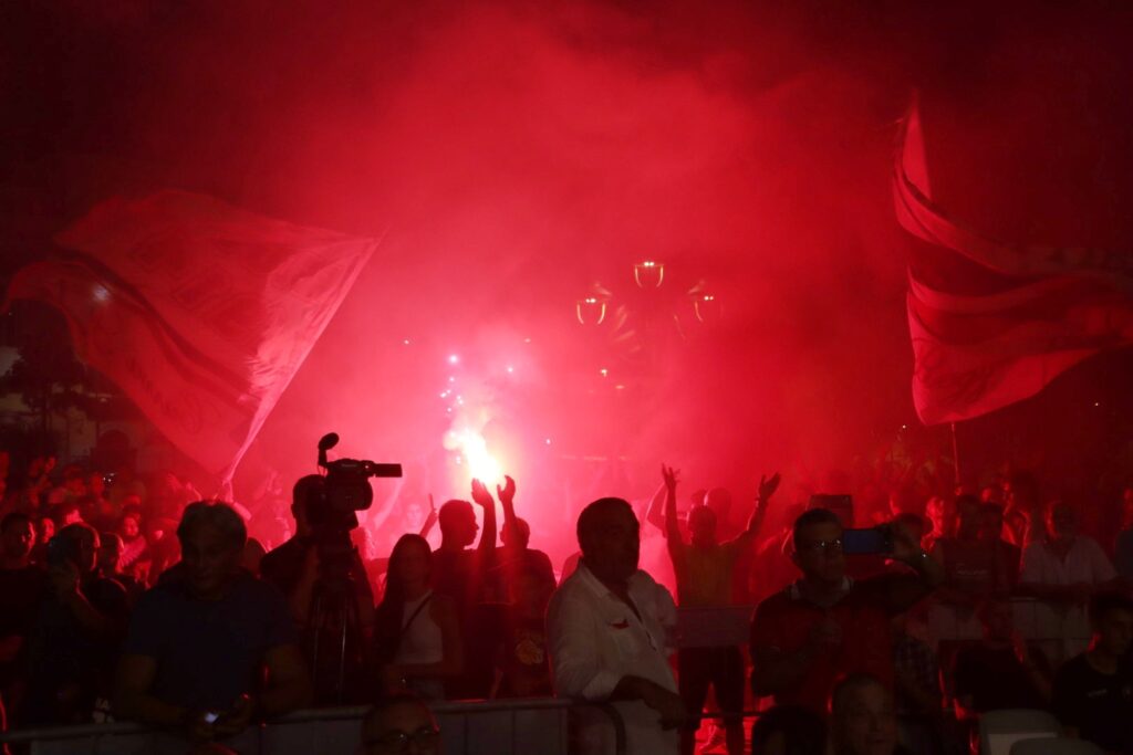 Presentazione Reggina tifosi evento Piazza Castello