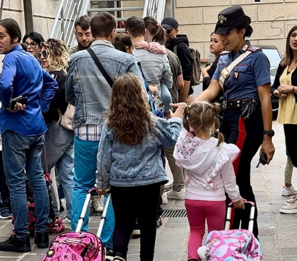 Primo giorno scuola calabria carabinieri