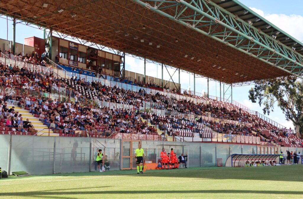 Reggina-Ragusa Tribuna tifosi Granillo