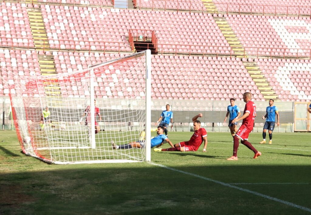 Reggina-Ragusa esultanza gol Rajkovic