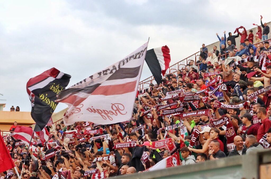 Reggina-Scafatese tifosi Curva Sud