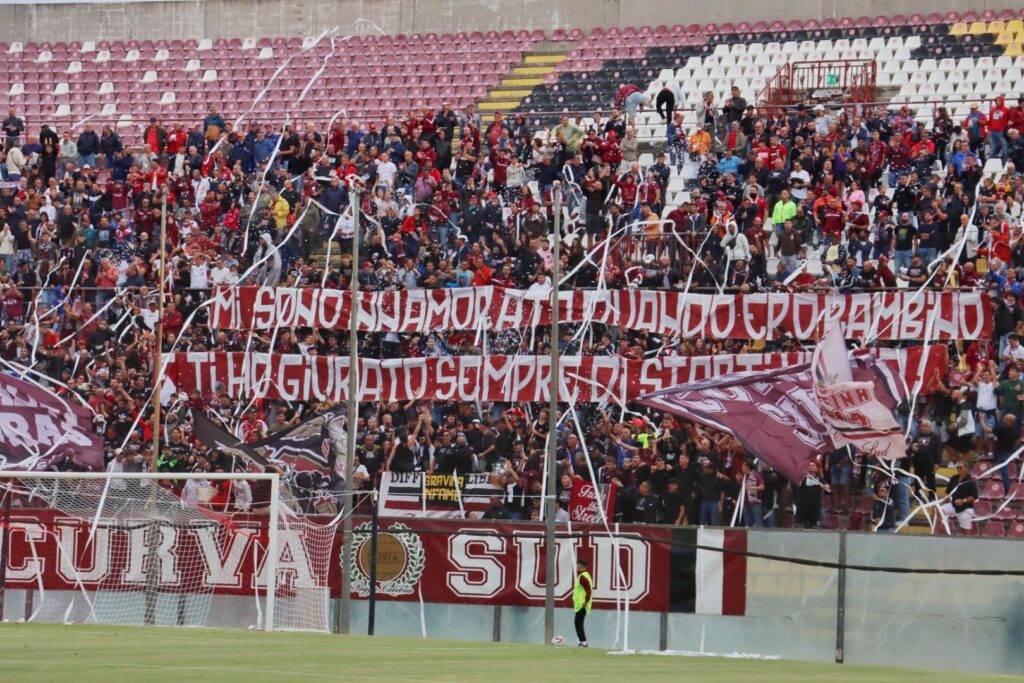 Reggina-Scafatese tifosi Curva Sud