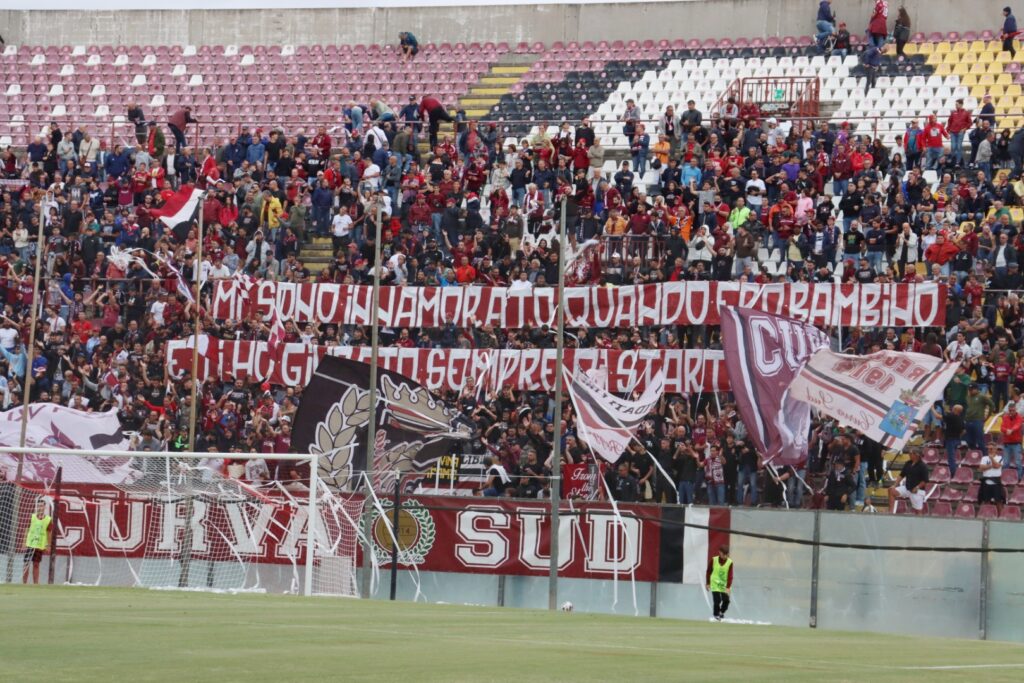 Reggina-Scafatese tifosi Curva Sud