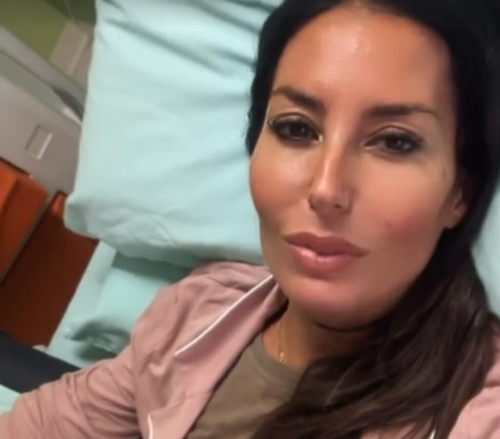 elisabetta_gregoraci_ospedale