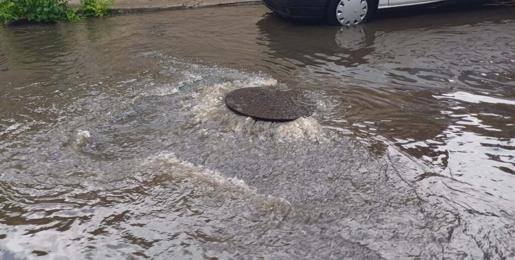 gallico marina allagata dopo la pioggia