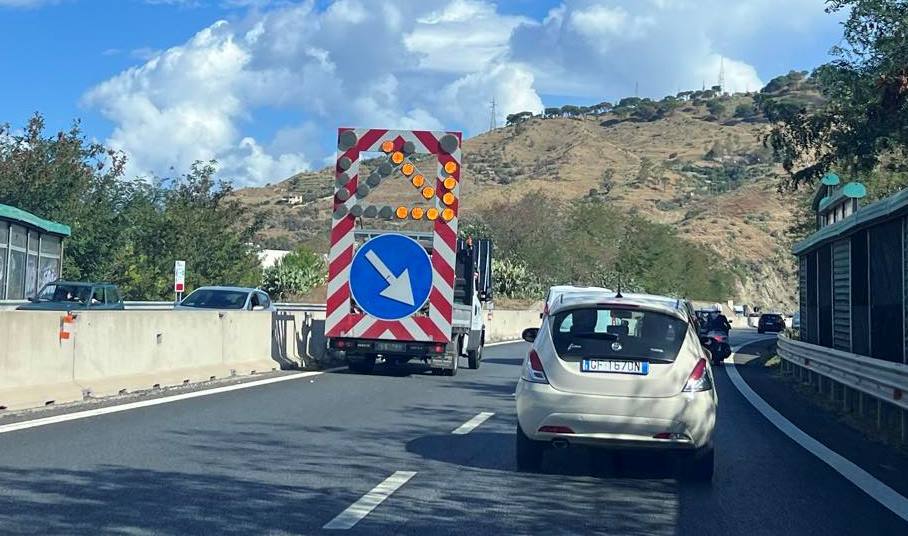 lavori in tangenziale traffico