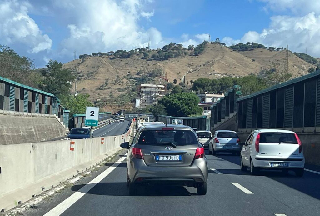 lavori in tangenziale traffico