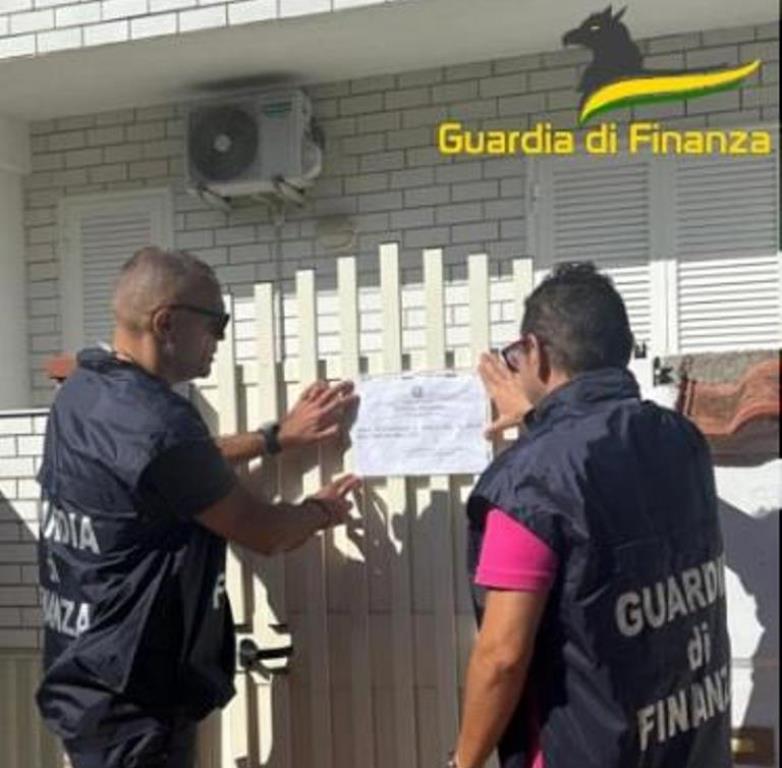 sequestro beni guardia di finanza