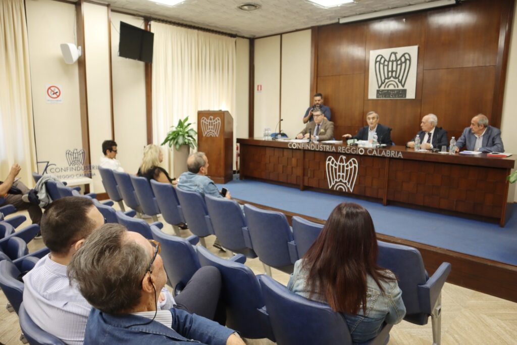 Conferenza stampa associazione Dante Alighieri