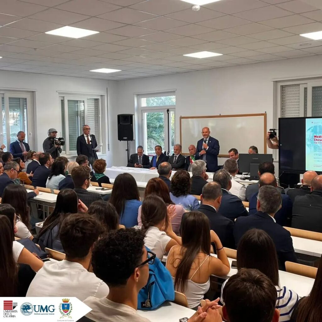 Inaugurazione corso medicina a Crotone