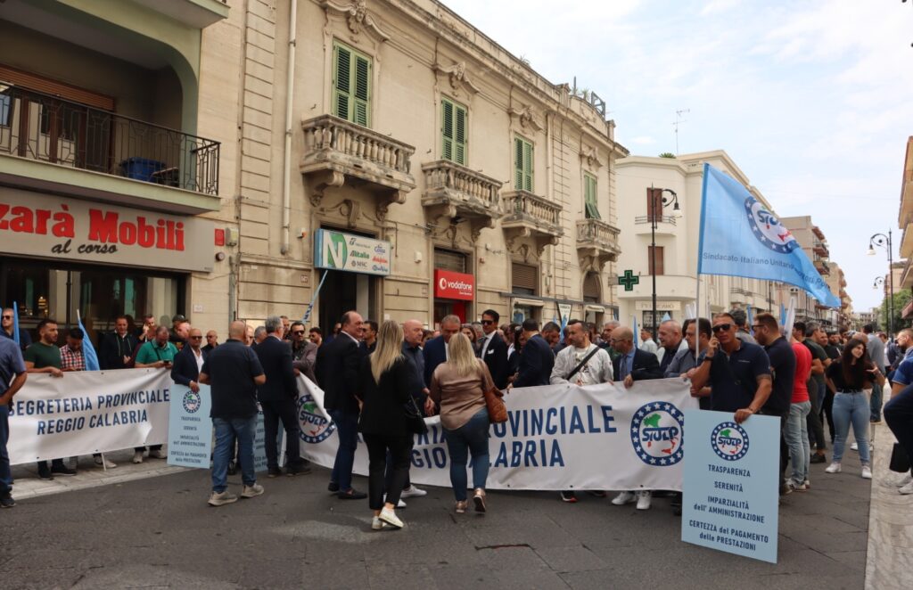 Manifestazione sindacati polizia