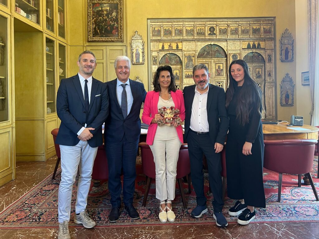 Rettore Università Messina Giovanna Spatari associazione Incontriamoci Sempre e associazione Pasticceri Artigiani Reggini