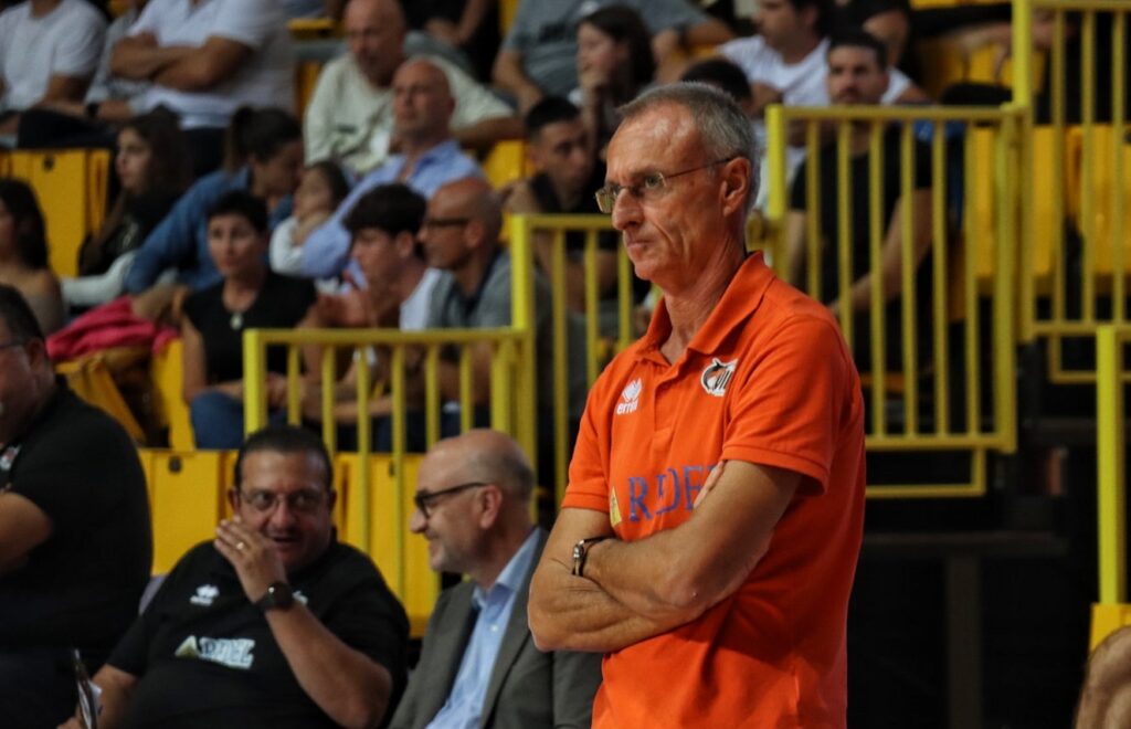 Coach Giulio Cadeo