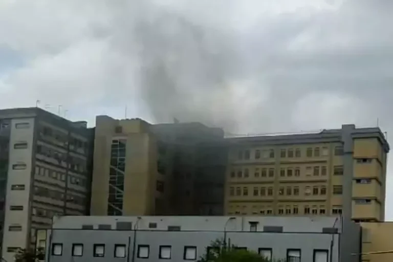 incendio ospedale sant'elia caltanissetta