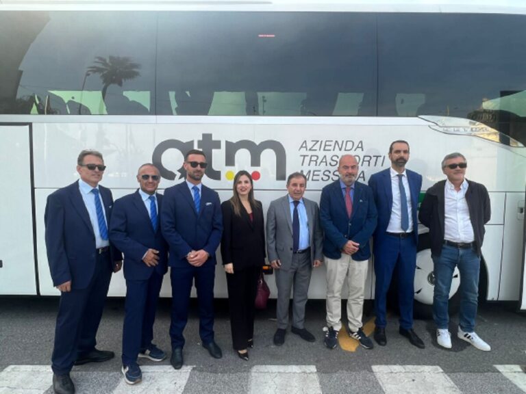 presentazione-bus-a-noleggio