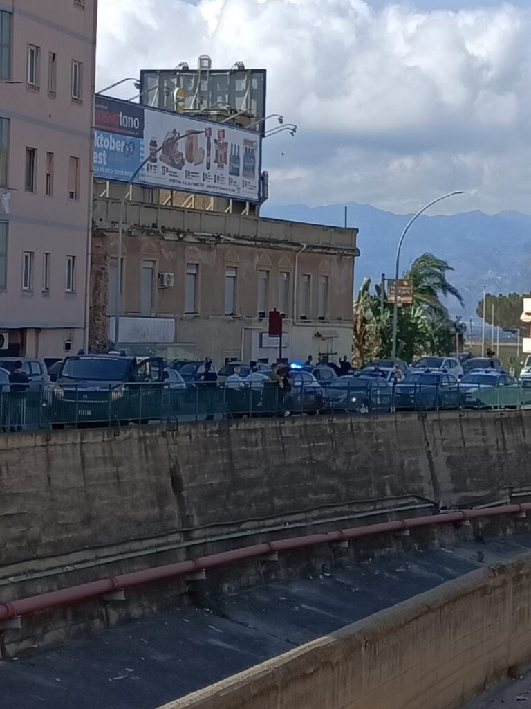 reggio calabria tentativo suicidio calopinace