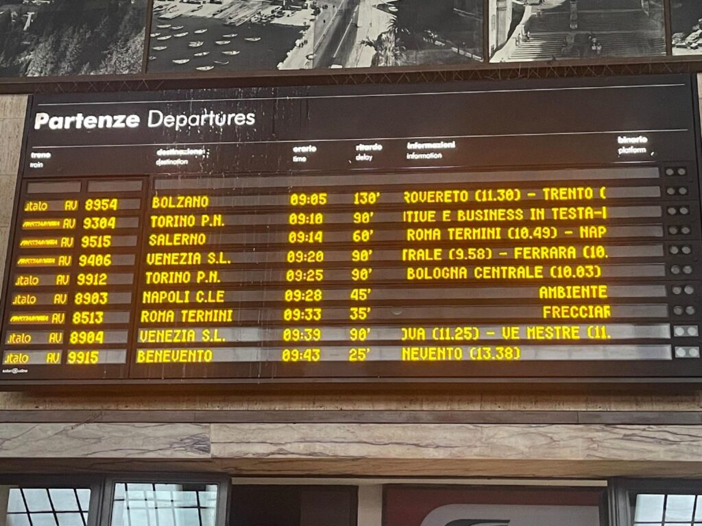 treni roma termini caos