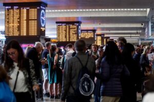 treni roma termini caos