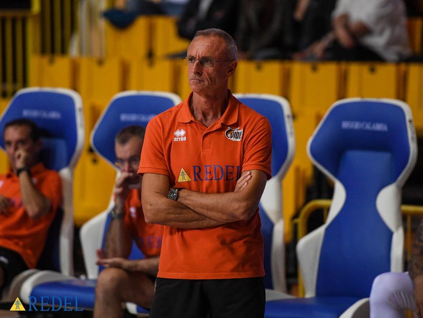 Coach Giulio Cadeo