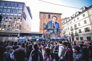 Studenti contro la Meloni a Torino