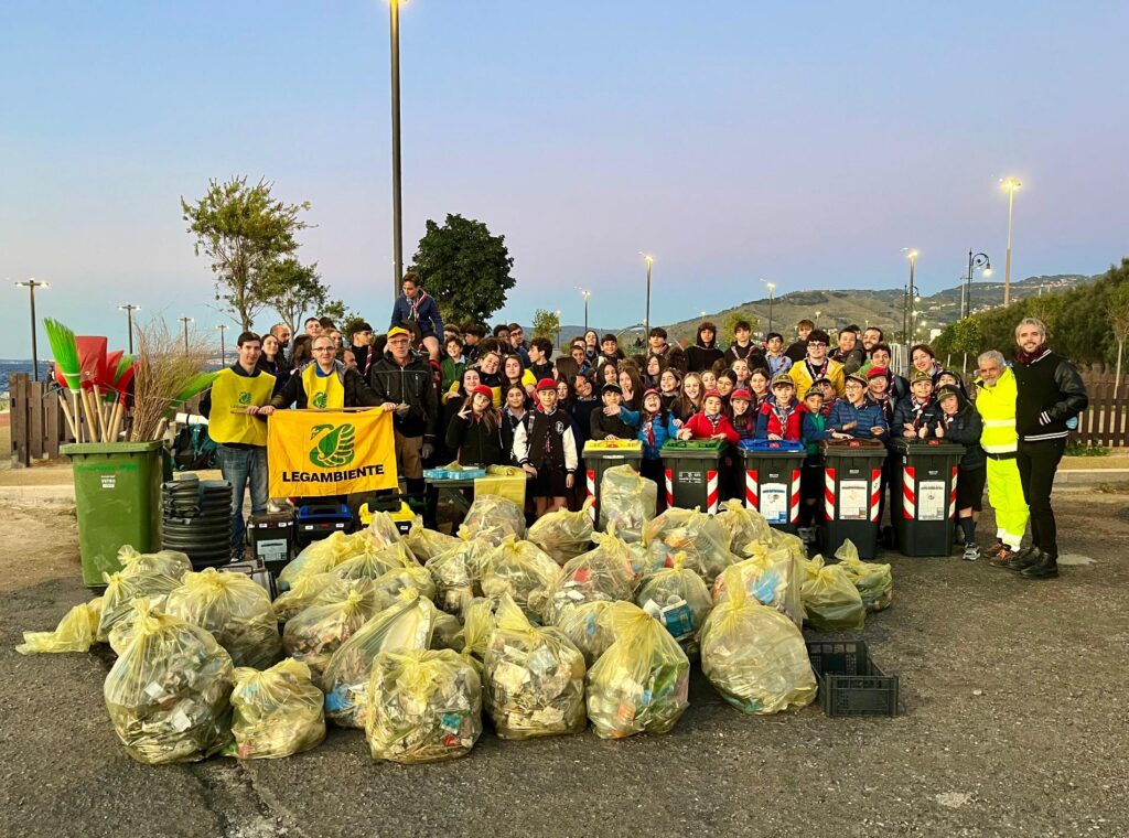 Giornata ecologica al Tempietto Legambiente RC e Scout