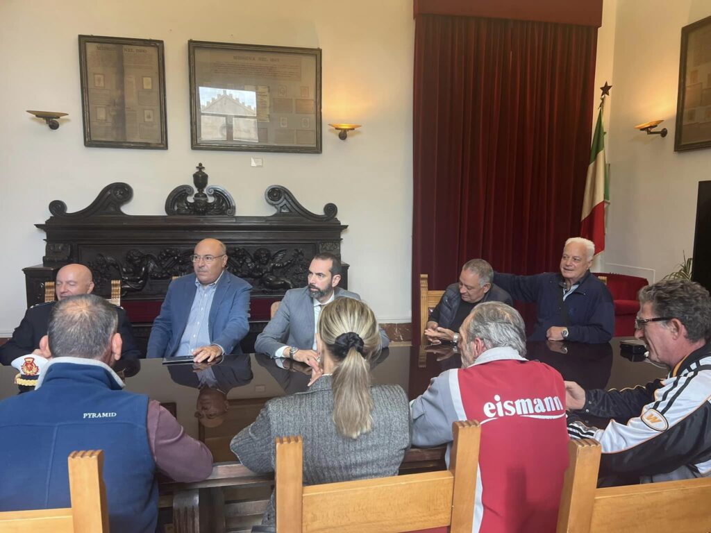 Incontro Messina - Mercato Pulci