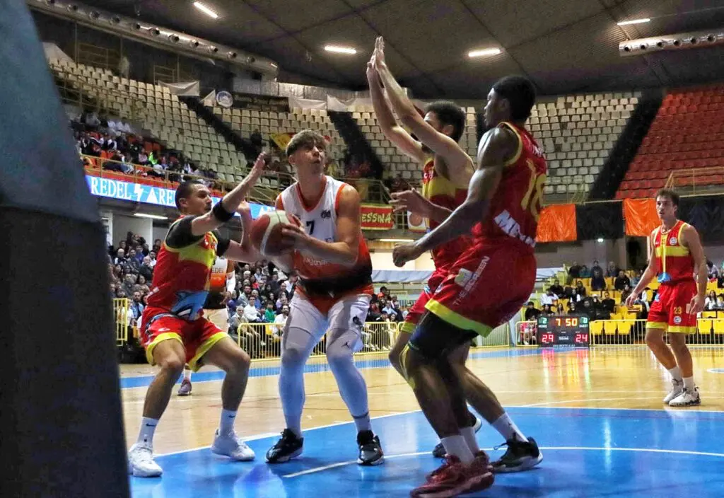 Viola-Basket School Messina