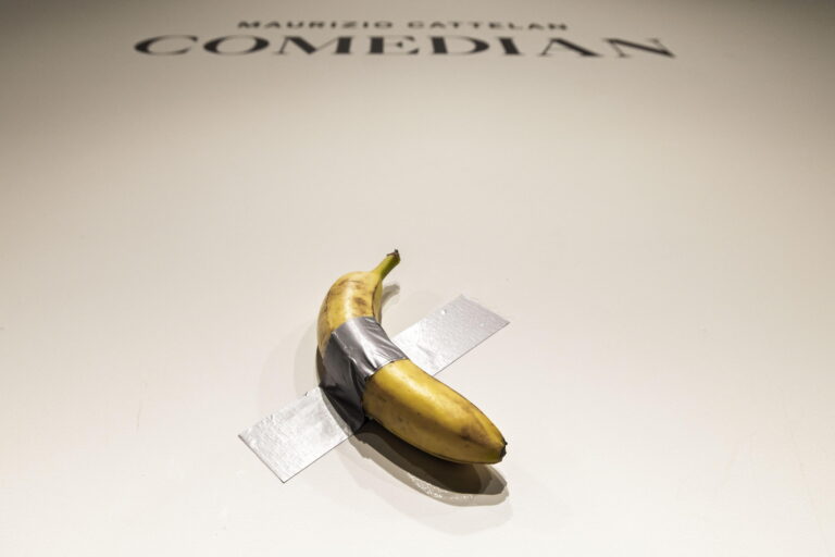 banana-di-Cattelan