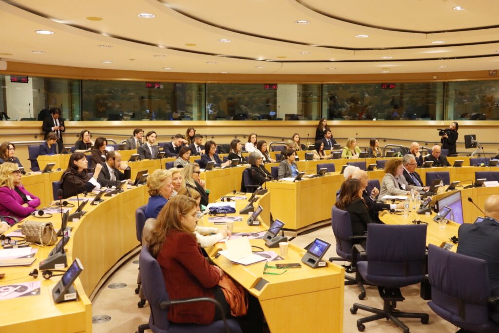 convegno parlamento europeo con giusi princi Intelligenza Artificiale per il cambiamento combattere la violenza di genere con l’innovazione