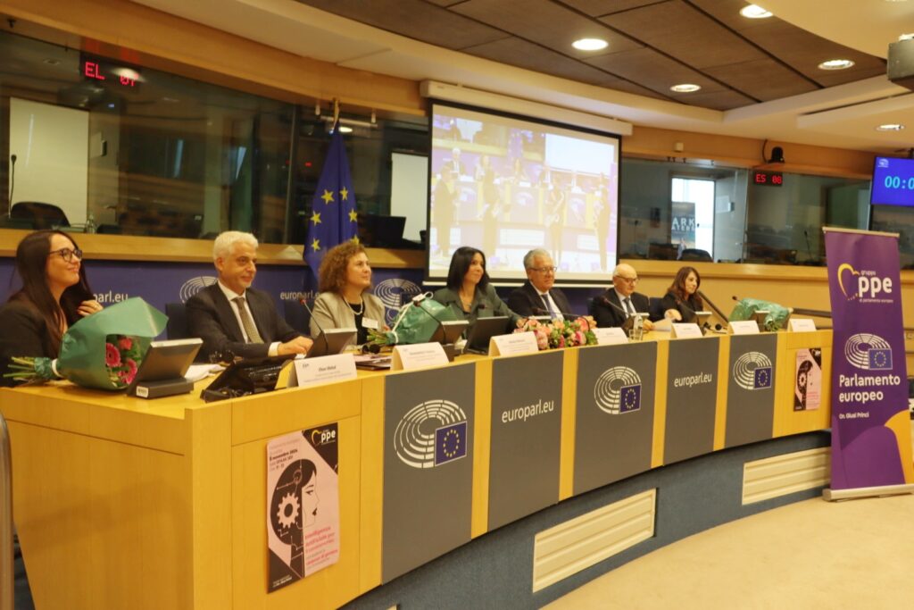 convegno parlamento europeo con giusi princi Intelligenza Artificiale per il cambiamento combattere la violenza di genere con l’innovazione (2)