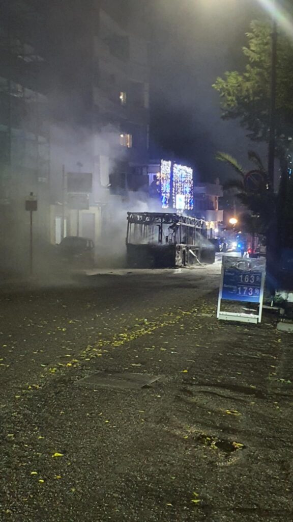 incendio autobus atam